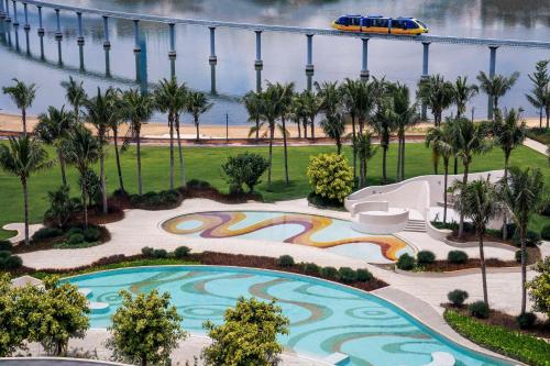 Bazén v ubytování Hyatt Regency Hainan Ocean Paradise Resort nebo v jeho okolí