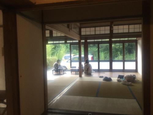 Postel nebo postele na pokoji v ubytování 朝食付き唐津里山の宿&ヨガ兎と亀