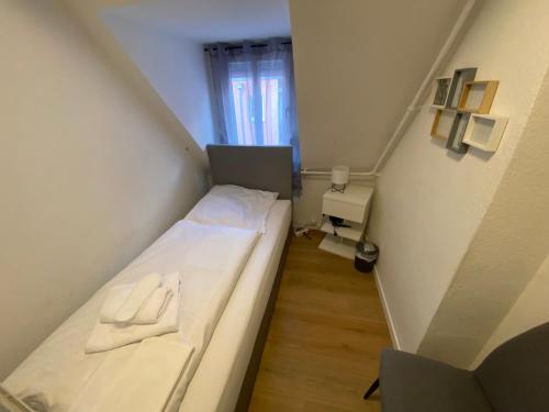 Postel nebo postele na pokoji v ubytování Swan Rooms