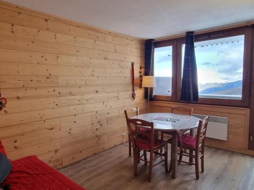 Studio rénové confort 4 pers, Montagne, Pied des pistes - FR-1-181-2713