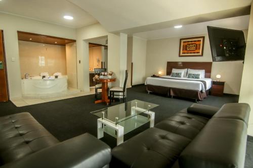 Posezení v ubytování Epiqus Hotel