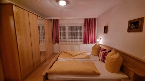 Ліжко або ліжка в номері Appartement Michelle