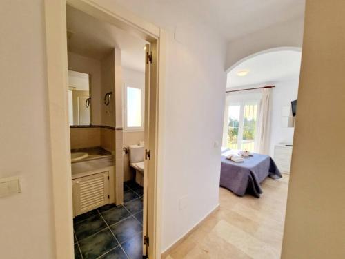 Et badeværelse på Ground floor Apt in Atalaya