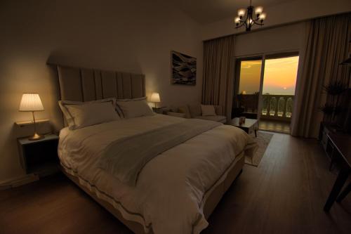 Fotografie z fotogalerie ubytování Charming sea and sunset view v destinaci Ras al Khaimah