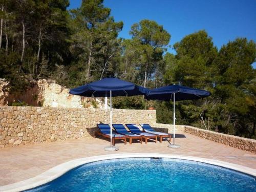 beautiful views with pool in ibizaの敷地内または近くにあるプール