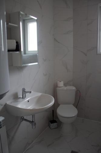 Ένα μπάνιο στο Guesthouse The Rock