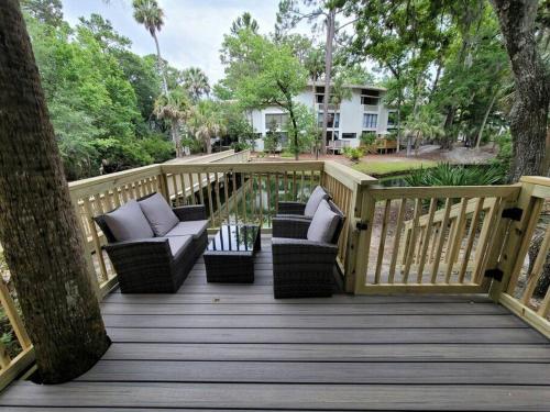 Contemporary bliss-newly renovated cozy villa! photo 55