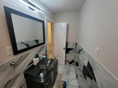 Contemporary bliss-newly renovated cozy villa! photo 64