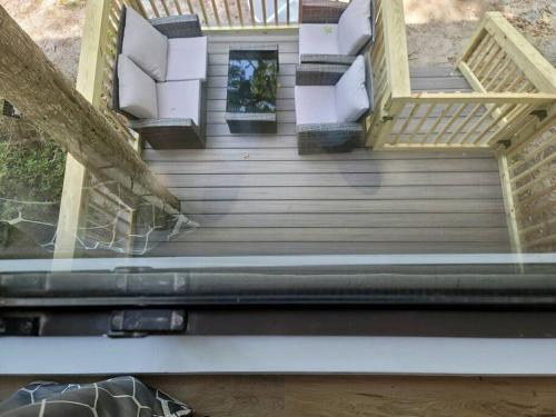 Contemporary bliss-newly renovated cozy villa! photo 38