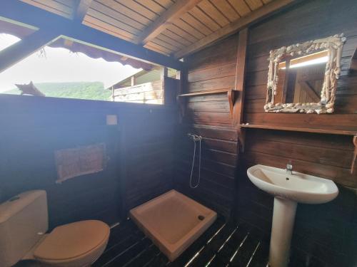 Kylpyhuone majoituspaikassa Lodge grenadine