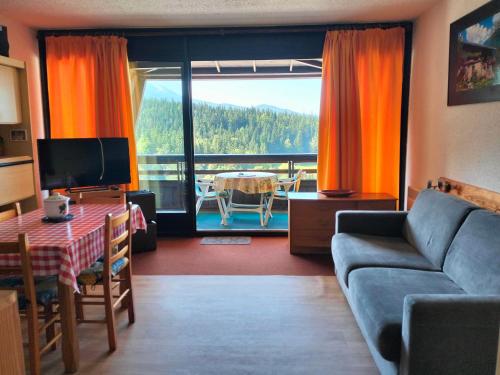 Studio confortable aux Glovettes, au pied des pistes - FR-1-761-29
