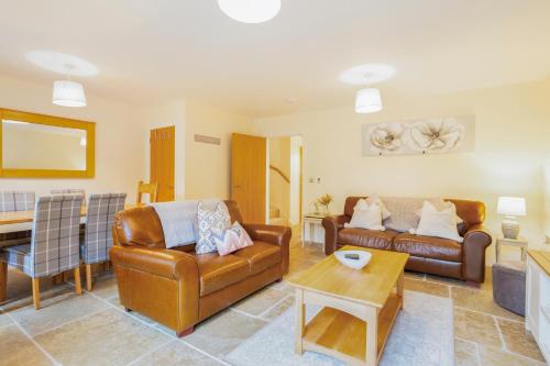 Ruang duduk di Staddlestone Mews