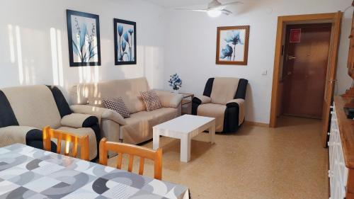 O zonă de relaxare la Canet de Berenguer playa, cerca de Valencia , WIFI, SmartTV 40"