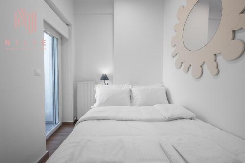 Lusso Bianco, Nilie Hospitality MGMT