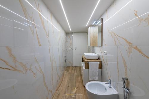 Macarth APT Deluxe Napoli Centro