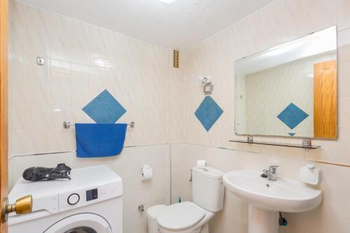 Kúpeľňa v ubytovaní Apartamento El Cardenal playa de Cura Mogán