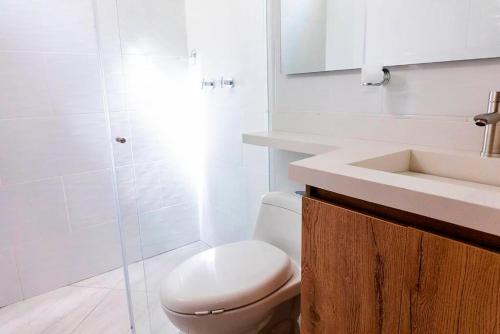 Koupelna v ubytování Apartamento 403 - Terraza con Jacuzzi - 2 Habitaciones - Rentas Cortas Gerencial