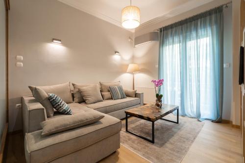 Elegant & Premium Pagrati