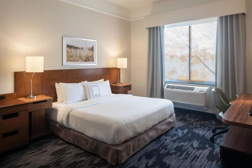 Кровать или кровати в номере Fairfield Inn & Suites by Marriott Chillicothe