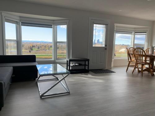 Hy's Rental – Photos 3