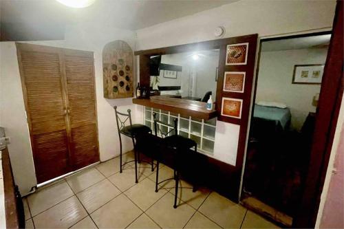 Executive & Romantic Urban suite DT Near HK