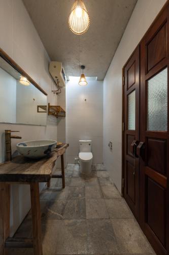 Ένα μπάνιο στο LittleTamCoc Boutique Villa Ninh Binh