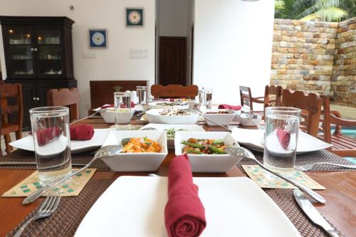 Comida en la casa de huéspedes o alrededores