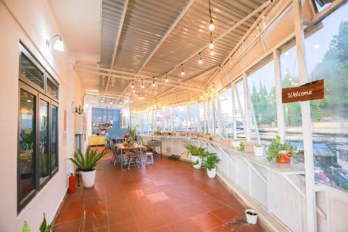 Restaurace v ubytování Be.Ho DaLat - Attic