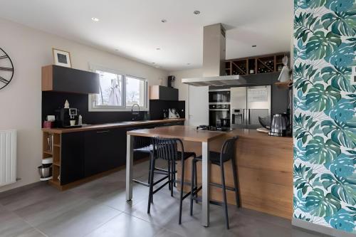 Le Polaroid - circuit Bugatti - Calme - 8p - Rêve au Mans