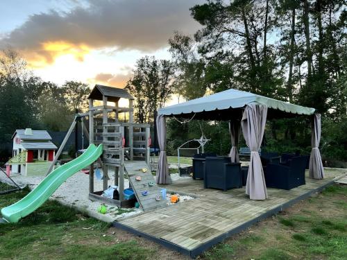 Photo de la galerie de l'établissement Le Polaroid - circuit Bugatti - Calme - 8p - Rêve au Mans, à Parigné-lʼÉvêque