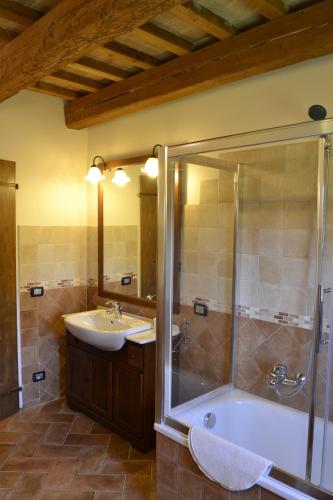 Φωτογραφία από το άλμπουμ του Agriturismo Forestale Luti σε Treia