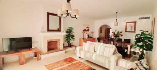 Estepona - Playa - Villa en Park Beach con terraza y jardín privado PB6