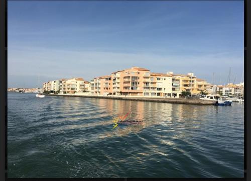 Studio 31 Le Cap d'Agde vue mer, proche plage, l'île des pêcheurs