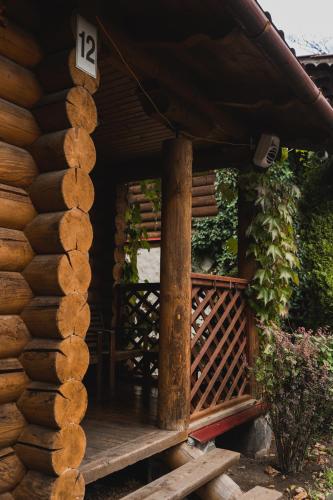 Gambar di galeri bagi Villa Garden Hotel di Solochin