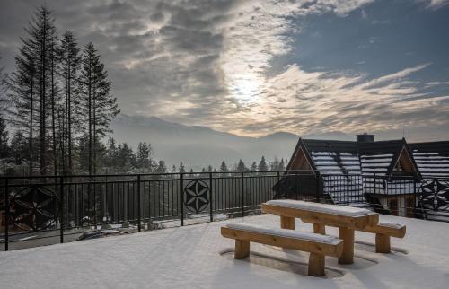 Komfortowe Apartamenty Hidden Hill z Widokiem by Noclegi Renters