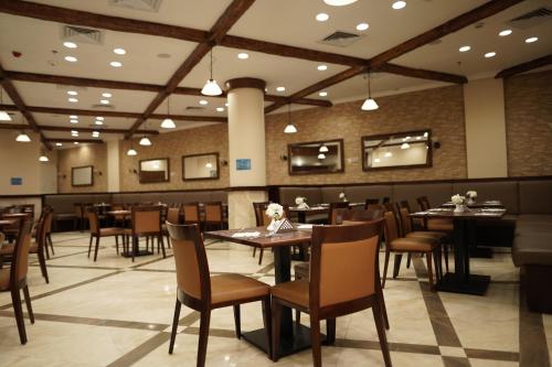 Restoran või mõni muu söögikoht majutusasutuses The Grand Plaza Hotel Smouha