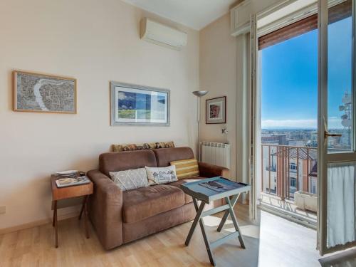 Bright Panorama Apartment
