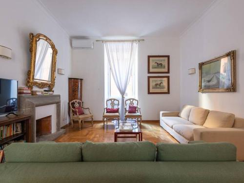 Giulia Luxury Two Bedroom Apartment