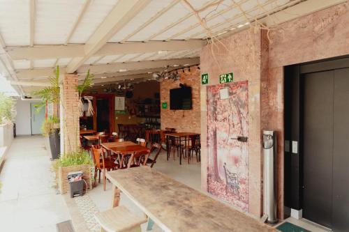 Restaurace v ubytování San Diego Lancaster Teófilo Otoni