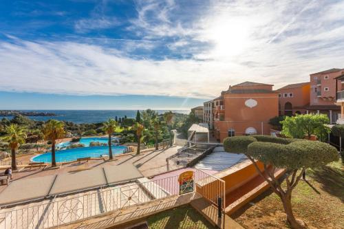 Πισίνα στο ή κοντά στο Appartement Cap Esterel St Raphaël