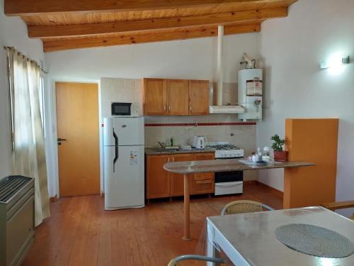 Imagen de la galería de Departamento en Los Olmos, en Trelew