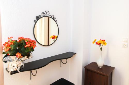 Foto dalla galleria di Kallisti Apartments a Città di Skiathos