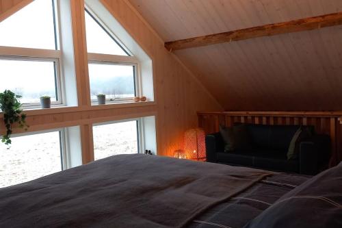 Ліжко або ліжка в номері Ladans loft