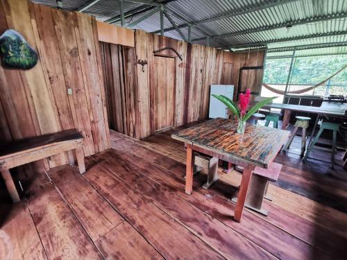 Capitan Morgan Tours & Homes – Photos 5