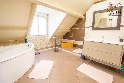 Ванна кімната в Chez Michel