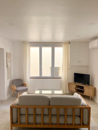 Les Bords de l'Estaque x Le refuge de Cézanne