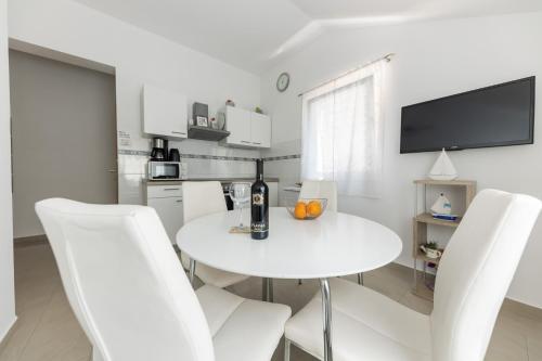Apartment Sergio 2