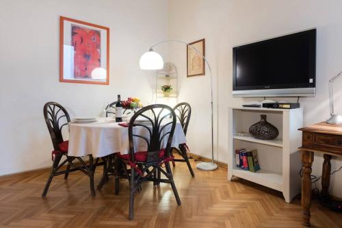 Proconsolo Donatello Apartment by Mamo Florence