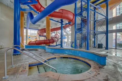 Dunes Village/King bedOceanfront 2b/2b/waterpark photo 1