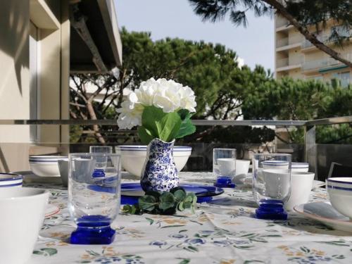 Apartamento céntrico en Playa de Aro con terraza y vistas al mar - ES-209-28